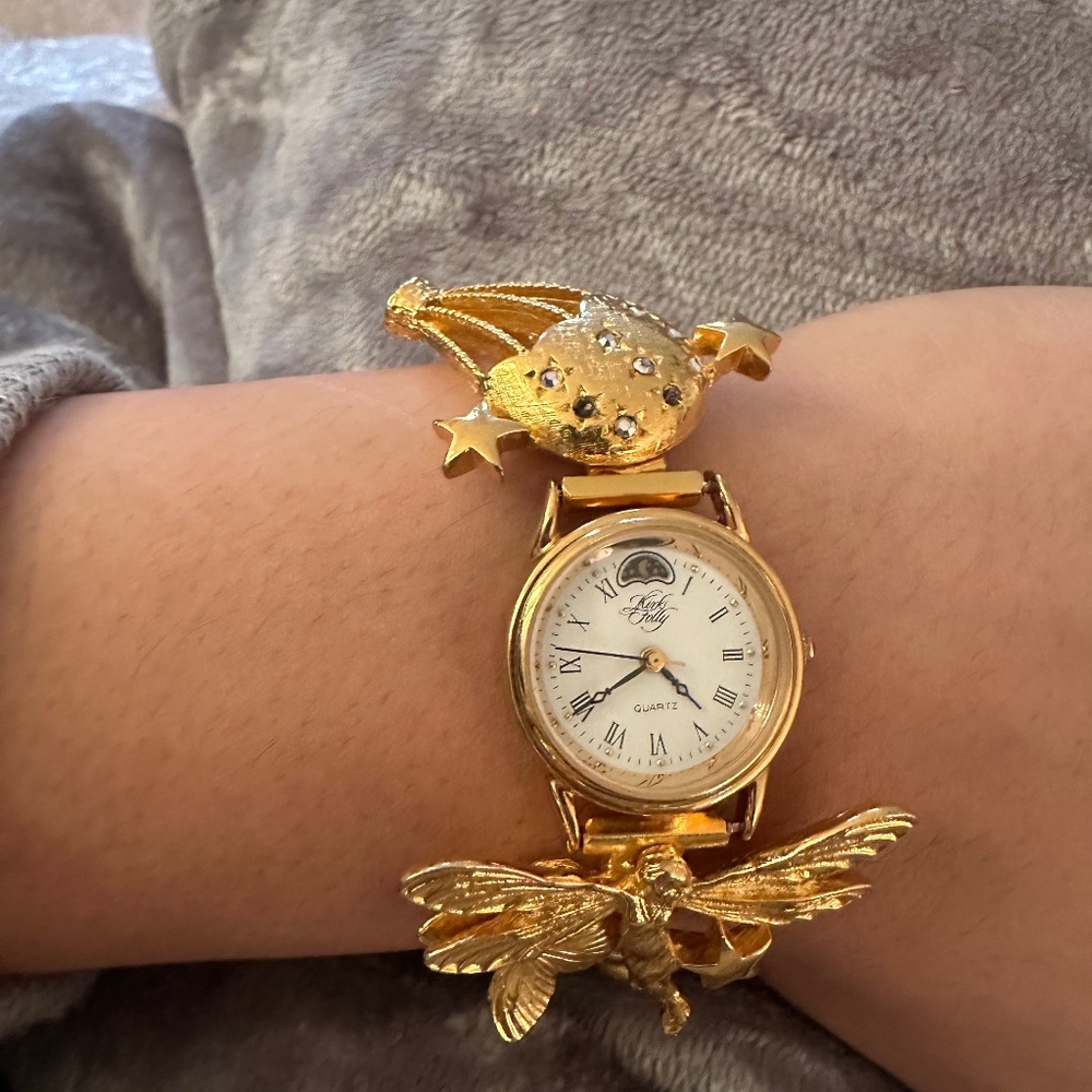 Kirks Folly Vintage 80's Flying Fantasies Gold Toned Watch